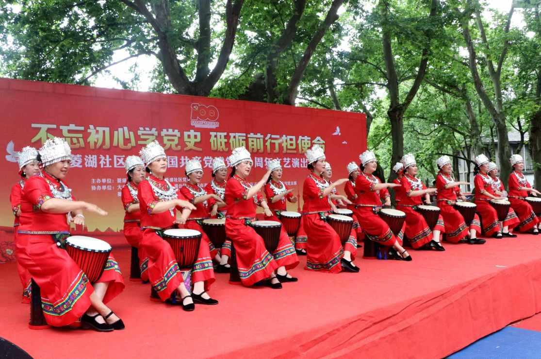救援可爱小学生