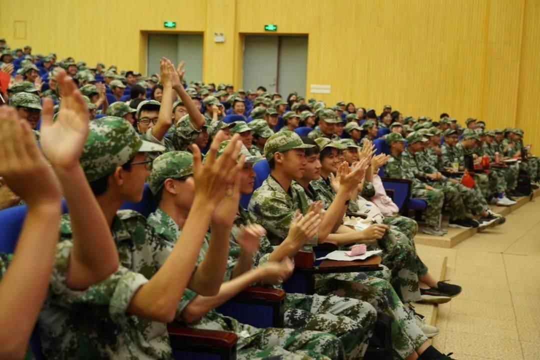 这几张照片怎么样?游戏画面
